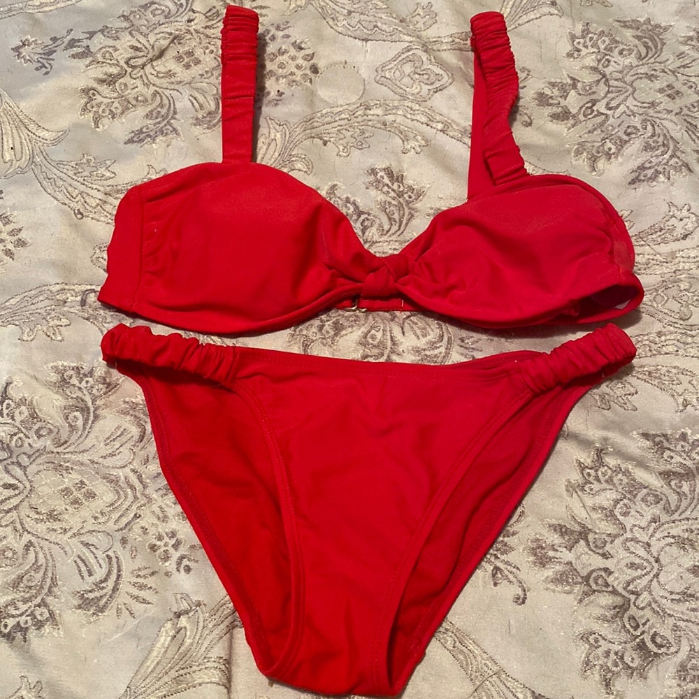Red bikini top size 7-9 bottom size 3-5